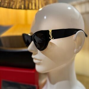Saint Laurent sunglasses SL M94